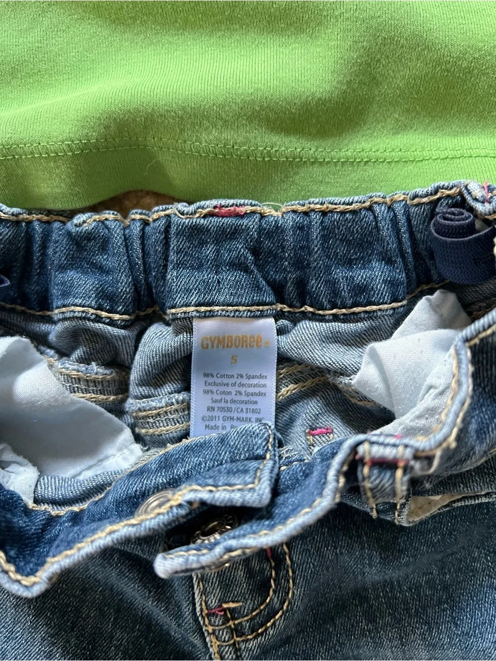 Gymboree Bright Green Short-Sleeve Tee & Jean Capris with Pink Shoe Appliques